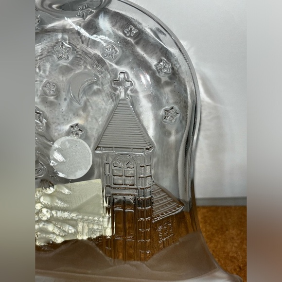 5/$25
Christmas Glass Bell Plate Serving Shallow Dish Candy Dish Display 8x6.5 - Picture 6 of 7